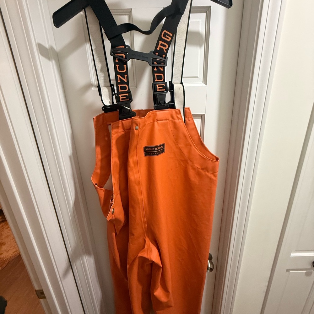Grunden bibs